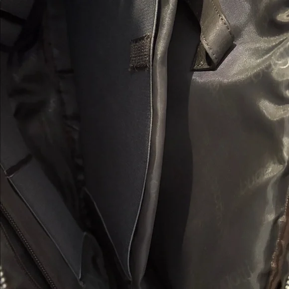 Bugatti Handbag - Picture 6 of 7